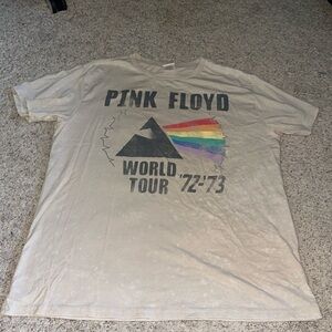 Pink Floyd graphic t shirt